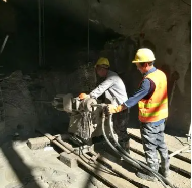 清流水下抗分散灌浆料特点 水下不分散注浆料介绍